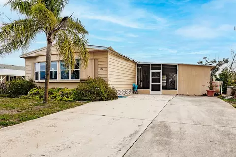1521 Sanderling Dr, Englewood, FL 34224