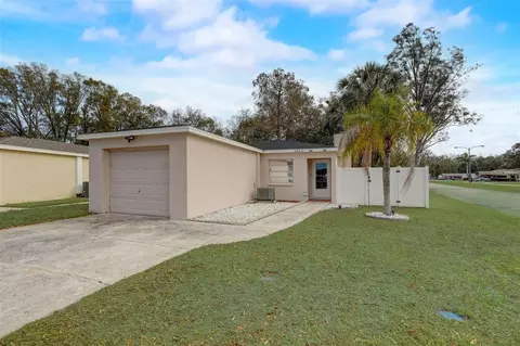 4800 Tampa Downs Blvd, Lutz, FL 33559