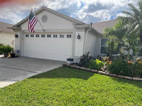 1844 Sassafras Dr, Wesley Chapel, FL 33543