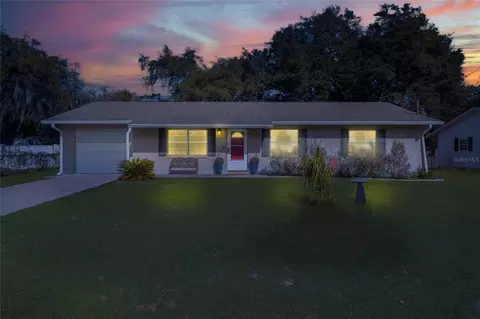 37403 Rutledge Dr, Zephyrhills, FL 33541