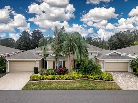 1123 Corinth Greens Dr, Sun City Center, FL 33573