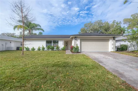 126 Kendale Dr, Safety Harbor, FL 34695