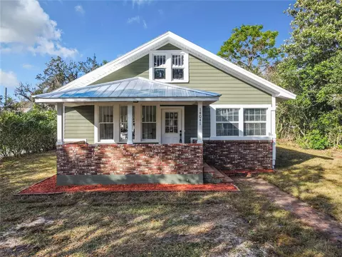 14041 12th St, Dade City, FL 33525