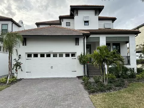 1060 Seagrape Dr, Ruskin, FL 33570