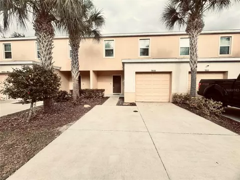 9808 Hound Chase Dr, Gibsonton, FL 33534