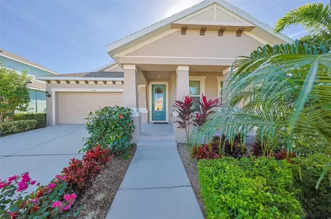 210 Shell Creek Ct, Apollo Beach, FL 33572