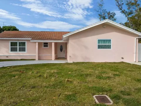 7806 N Woodlynne Ave, Tampa, FL 33614
