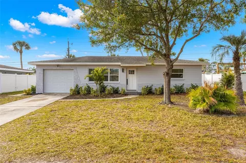 10480 127th Ave, Largo, FL 33773