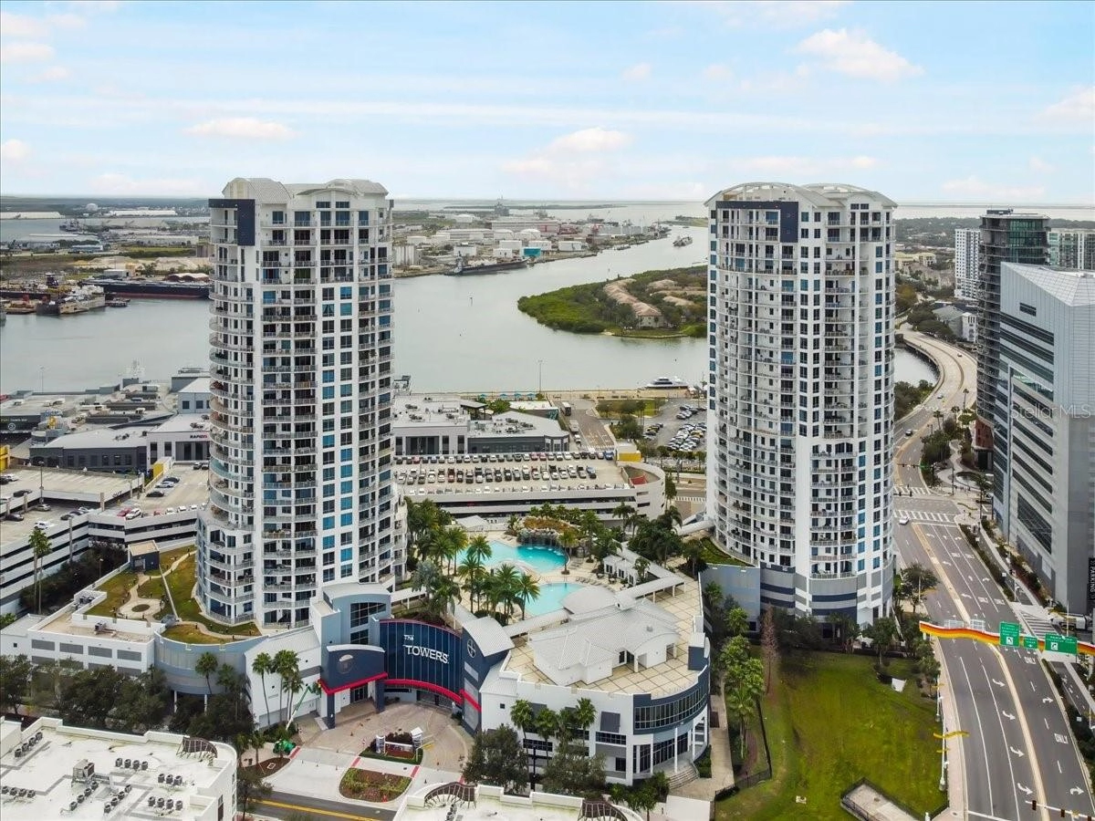 1209 E Cumberland Ave Unit 1502