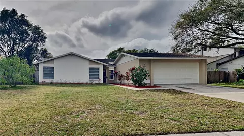 419 Bloomingfield Dr, Brandon, FL 33511