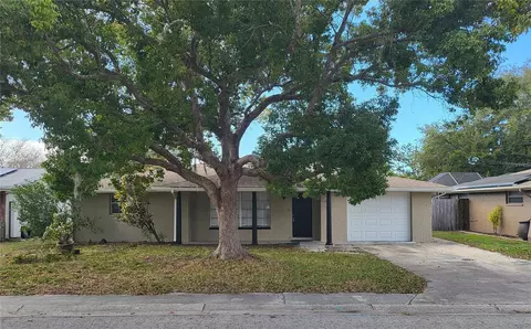 7415 Live Oak Ln, New Port Richey, FL 34653