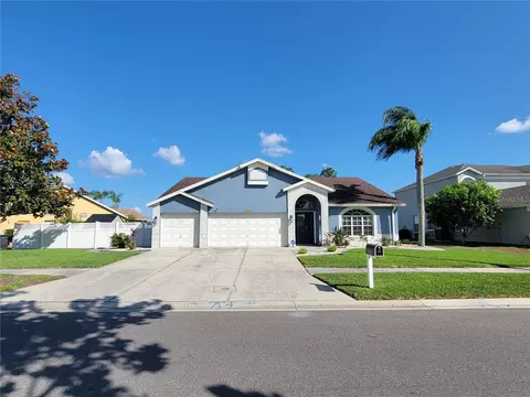10810 Sailbrooke Dr, Riverview, FL 33579