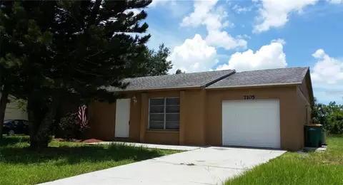 7105 Regina Dr, Englewood, FL 34224