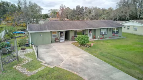 18504 Amber Dr, Lutz, FL 33549