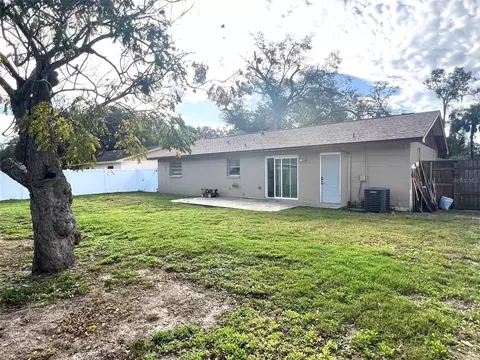 1219 Sagamore Dr, Seffner, FL 33584 photo 1