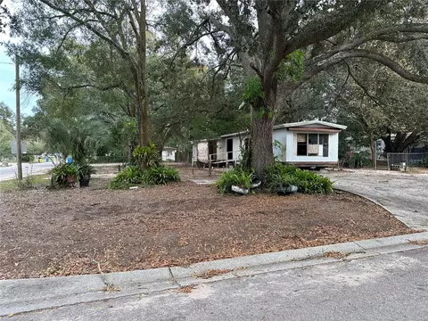 204 W Tennessee Ave, Seffner, FL 33584