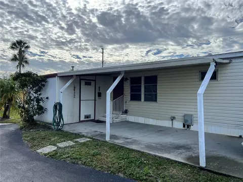 6701 Mount Pleasant Rd NE, Saint Petersburg, FL 33702