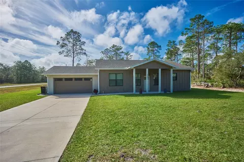 3001 Granada Dr, Indian Lake Estates, FL 33855