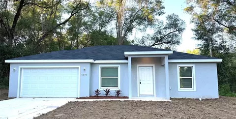 6691 E Grayson St, Inverness, FL 34452