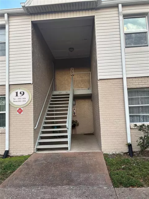 7210 N Manhattan Ave #1924, Tampa, FL 33614