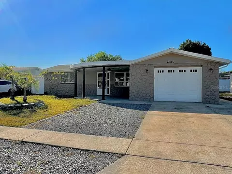 4915 Daphne St, New Port Richey, FL 34652