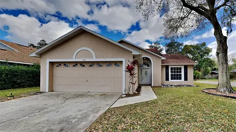 484 Valencia Place Cir, Orlando, FL 32825