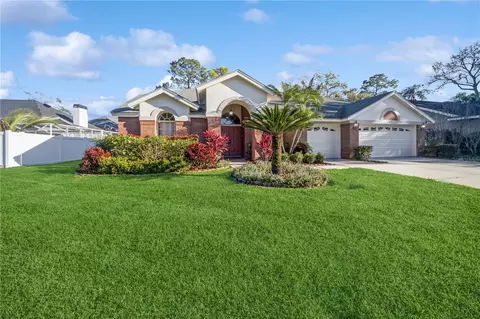 2113 Crooked Creek Way, Valrico, FL 33596
