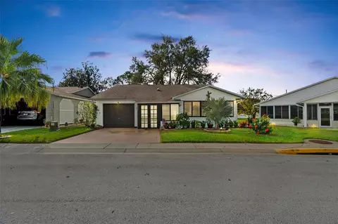 3121 Pebble Bend Dr #50, Lakeland, FL 33810