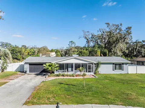 1303 S Valrico Rd, Valrico, FL 33594