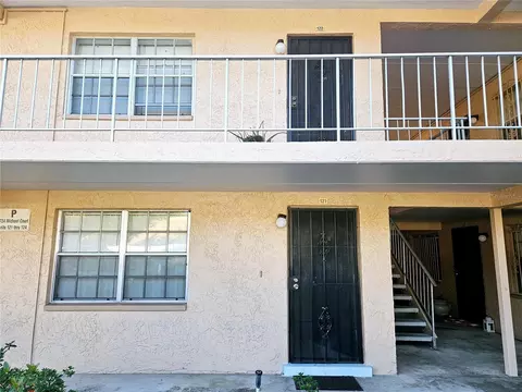 4724 Michael Ct #121, Tampa, FL 33614