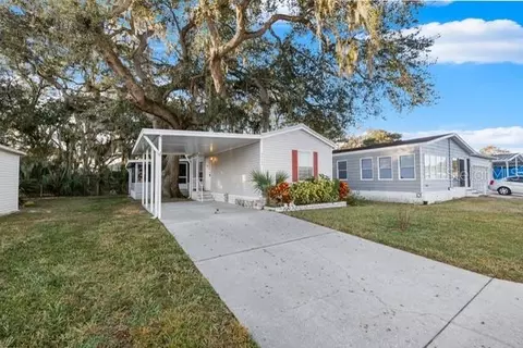 34120 Estates Ln, Wesley Chapel, FL 33543