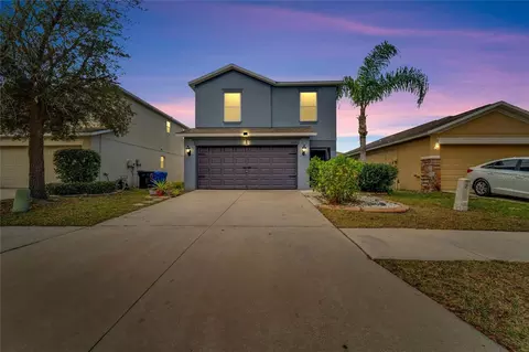 7333 Lumber Port Dr, Ruskin, FL 33573