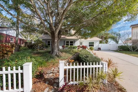 12602 128th Ln, Largo, FL 33774