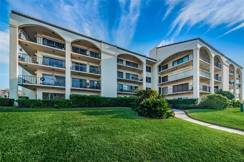 101 Mariner Dr #101, Tarpon Springs, FL 34689