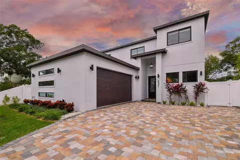 6321 S Macdill Ave, Tampa, FL 33611