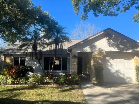 1918 Sheffield Ct, Oldsmar, FL 34677