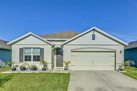 511 Autumn Stream Dr, Auburndale, FL 33823
