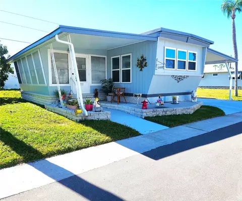 34450 Hibiscus Dr N, Pinellas Park, FL 33781