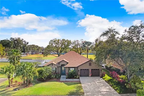 2203 Heritage Crest Dr, Valrico, FL 33594