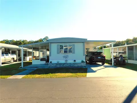 37100 Sandra Ave, Zephyrhills, FL 33542