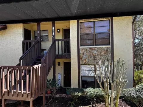 8550 Shadblow Ct #5, Port Richey, FL 34668