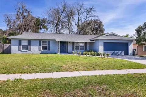 915 Shangri La Dr, Seffner, FL 33584