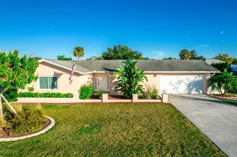 6317 Jamaica Cir E, Apollo Beach, FL 33572 photo 1