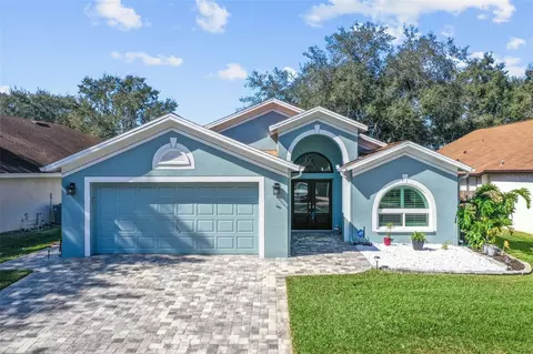 2703 Heatherwood Dr, Tampa, FL 33618