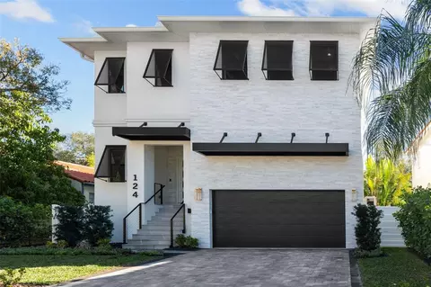 124 Adriatic Ave, Tampa, FL 33606