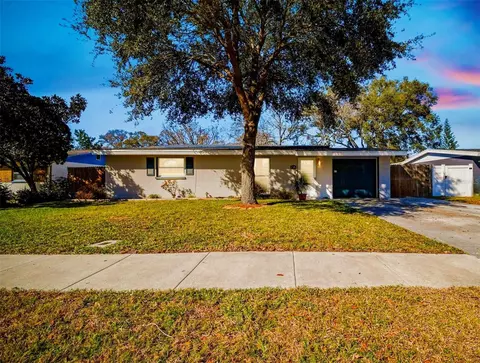 1740 St Croix Dr, Clearwater, FL 33759