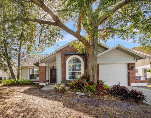 8608 Thimbleberry Ln, Tampa, FL 33635