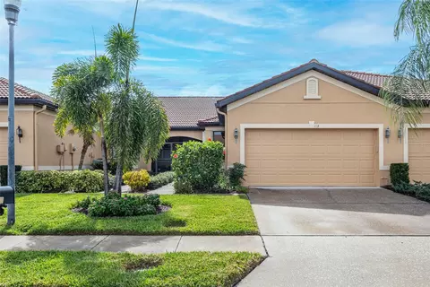 113 Shell Falls Dr, Apollo Beach, FL 33572