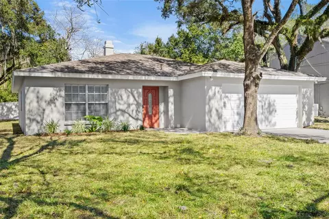 5106 Whiteway Dr, Tampa, FL 33617