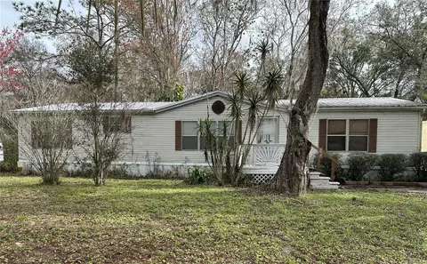 6314 Mangrove Dr, Wesley Chapel, FL 33544